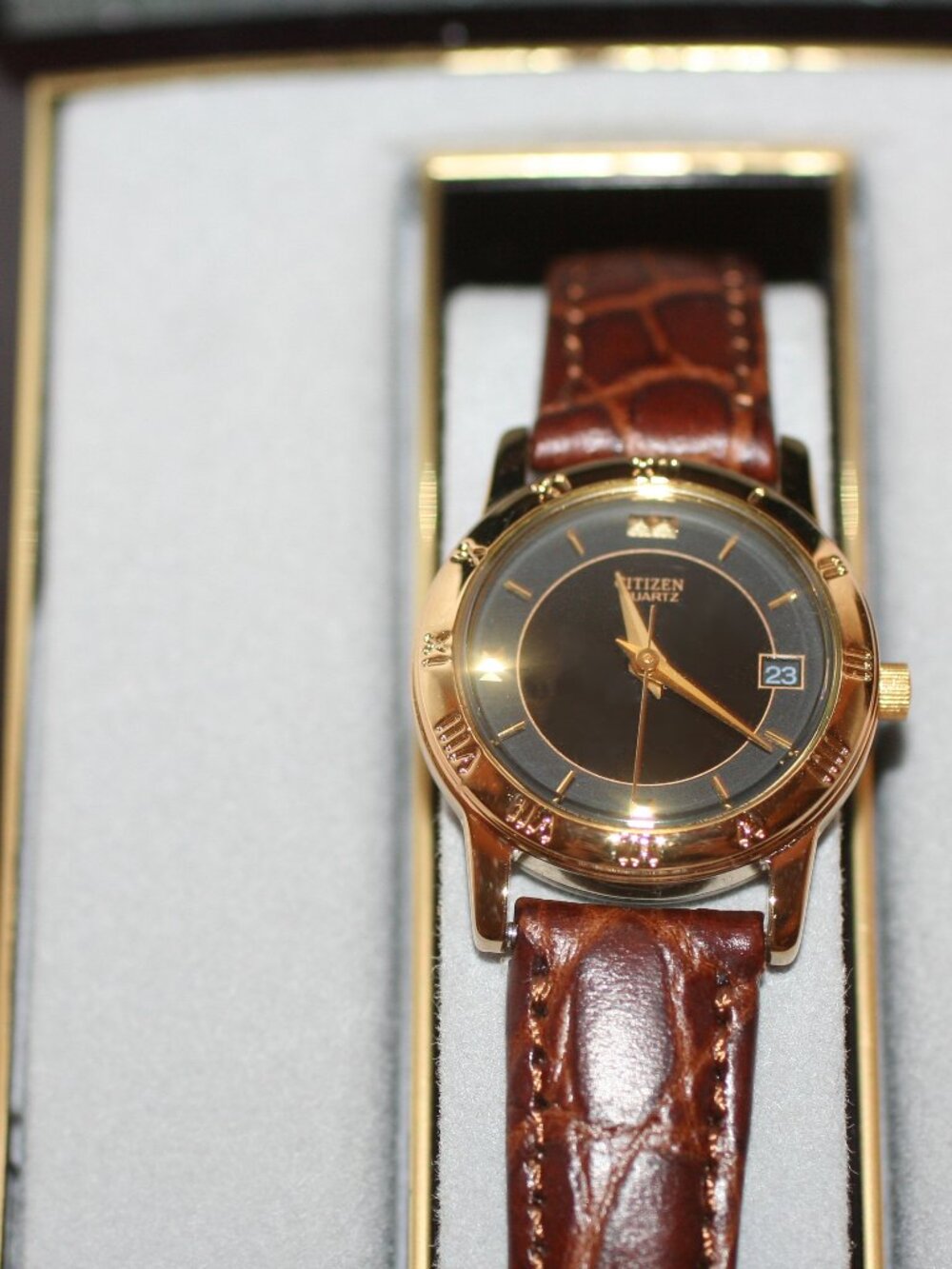Citizen Ladies Quartz 6010 Watch Brown Leather Band NIB